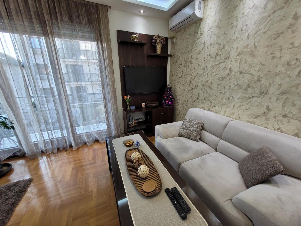 Apartment Iris Belgrado Exterior foto
