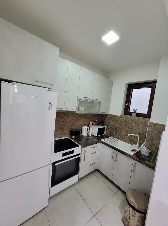 Apartment Iris Belgrado Exterior foto