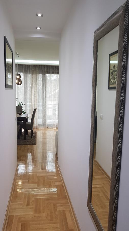 Apartment Iris Belgrado Exterior foto