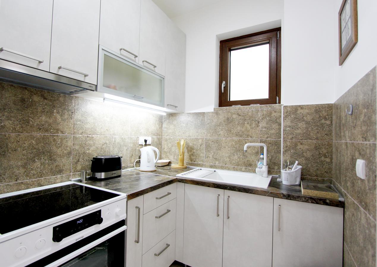 Apartment Iris Belgrado Exterior foto