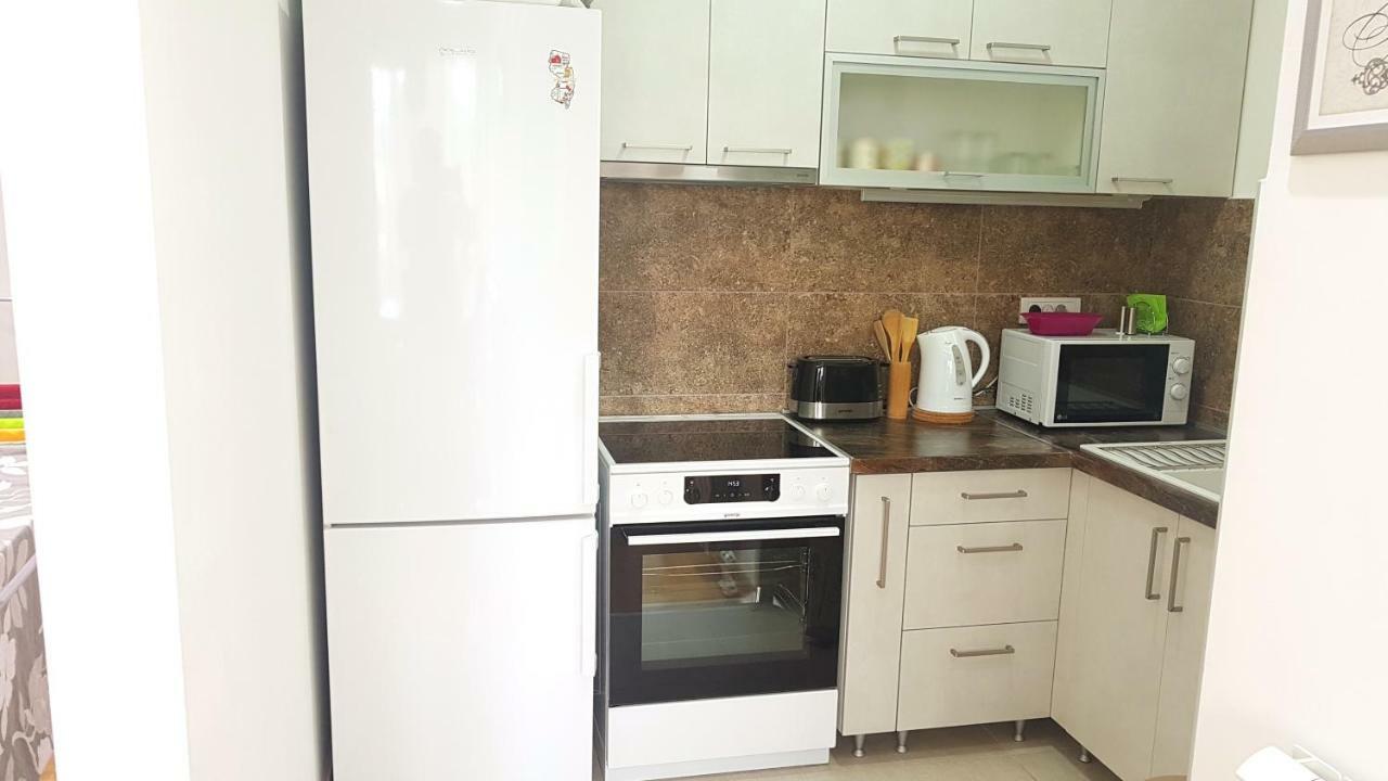 Apartment Iris Belgrado Exterior foto